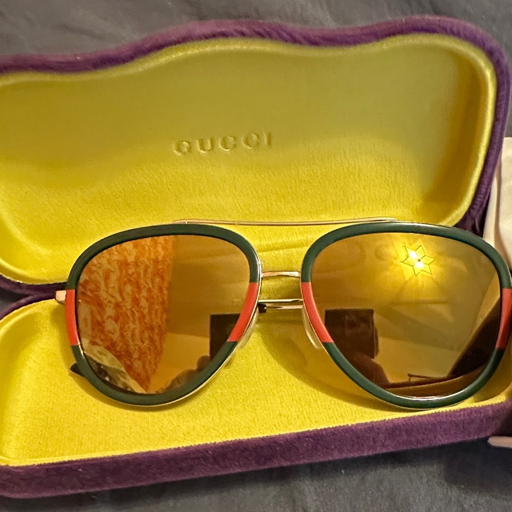 Gucci Women's Green and Gold Sunglasses - Picture 2 of 5